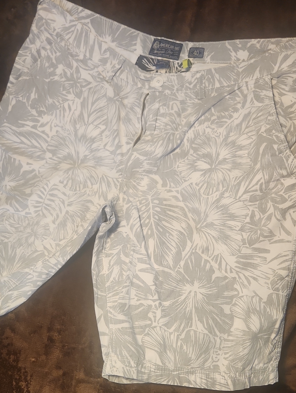 American Rag Men's White & Light Gray Floral Chino Shorts